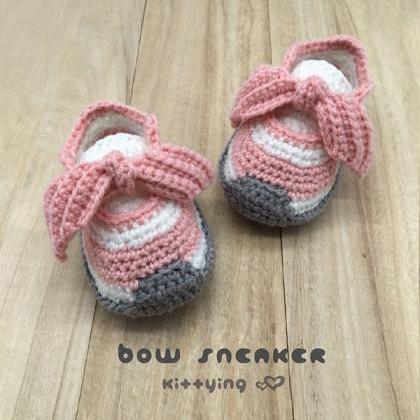 Bow Sneakers Crochet Shoes Pattern For Toddler..