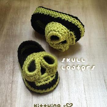 Halloween Crochet Pattern Skull Baby Booties Skull..