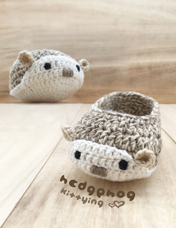 Hedgehog Booties Crochet Pattern - Hedgehog Crochet Baby Shoes, Slippers, Moccasins - Woodland Hedgehog Baby Booties