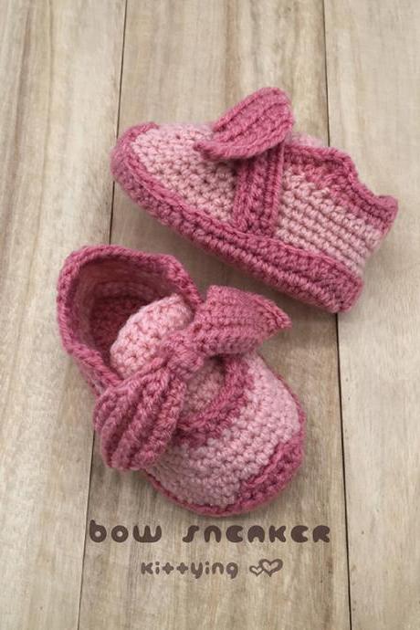 Crochet Baby Shoes Pattern For Toddler Bow Sneakers Crochet Patterns Toddler Shoes Crochet Booties Crochet Pattern Baby Sneakers Fenty Bow